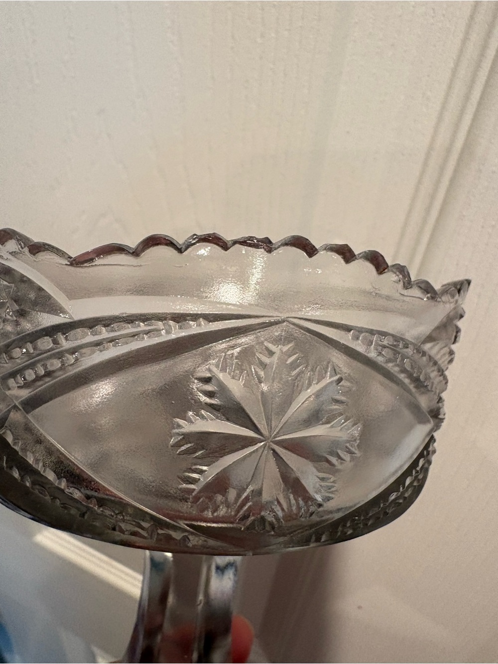 Vintage Early American Pattern Cut Glass Pedestal Compote Bowl - Picture 13 of 16